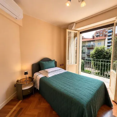 Villa Luxury With Sauna, Ceiling Fresco, Jacuzzi And Elevator *